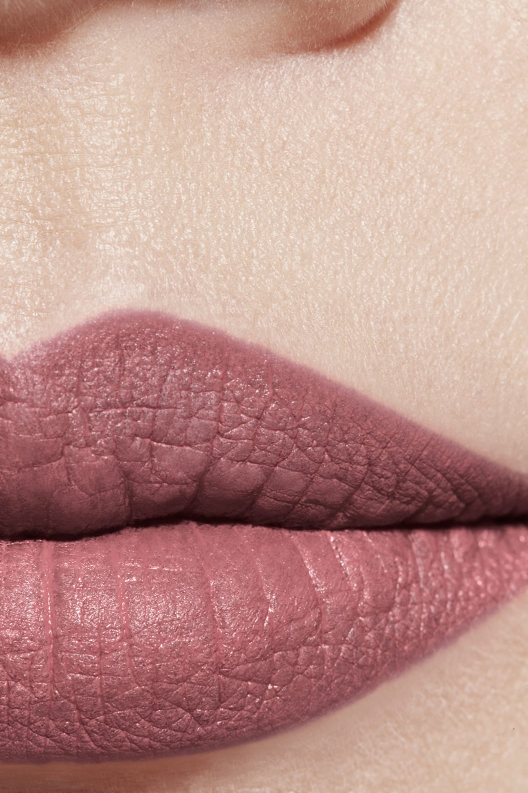 Son CHANEL Rouge Allure Velvet Les Perles #459 Lumineuse - Brownish Mauve-Kallos