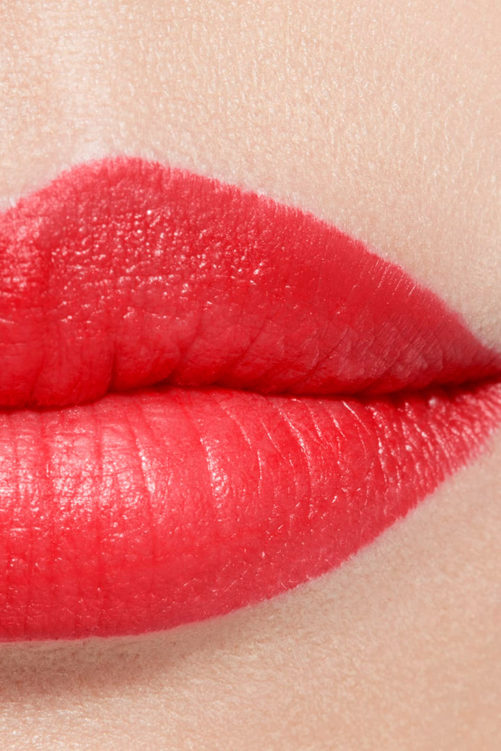 Son CHANEL Rouge Allure Velvet Lip Colour 