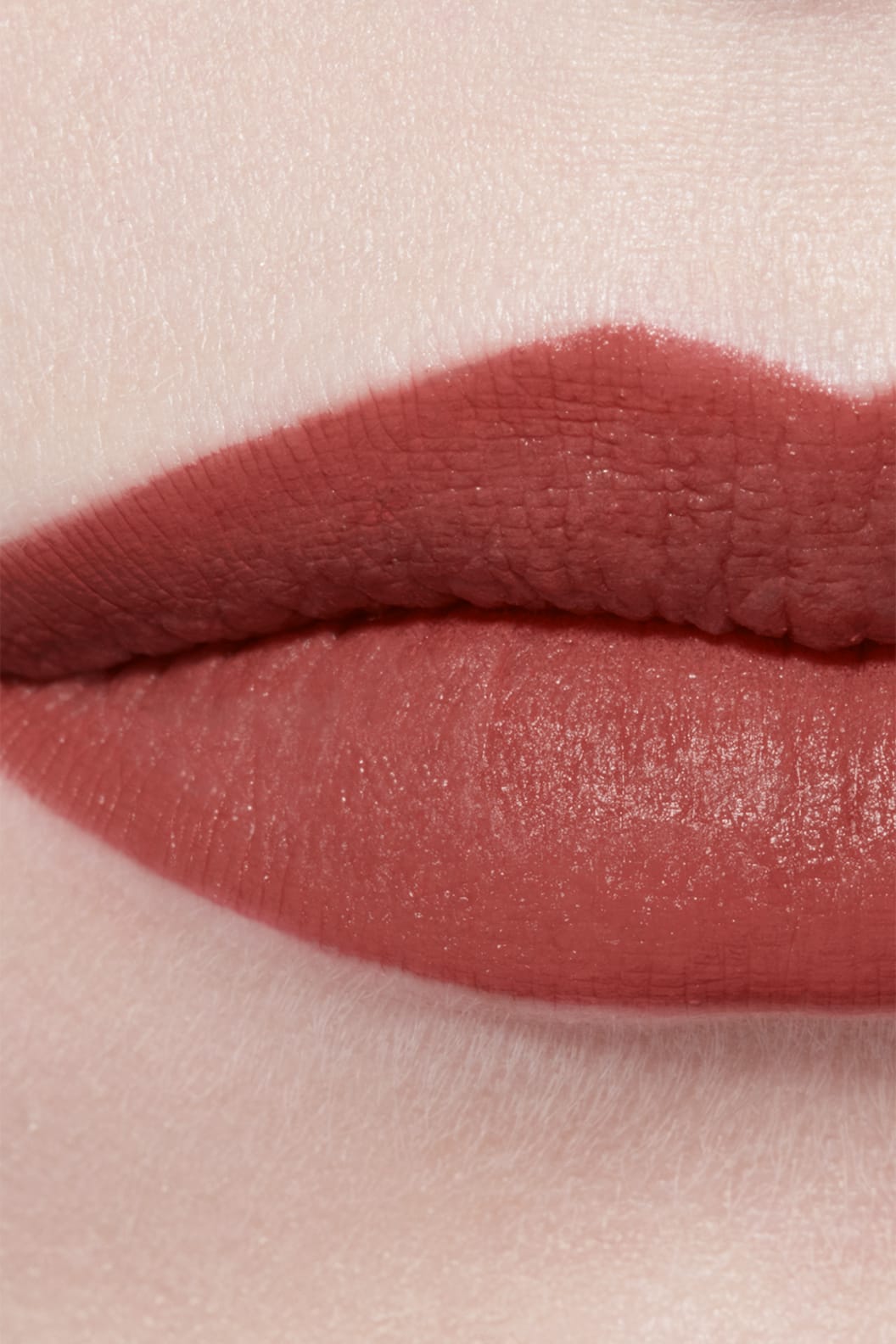 Son CHANEL Rouge Allure Velvet Lip Colour #Légendaire - Kallos Vietnam