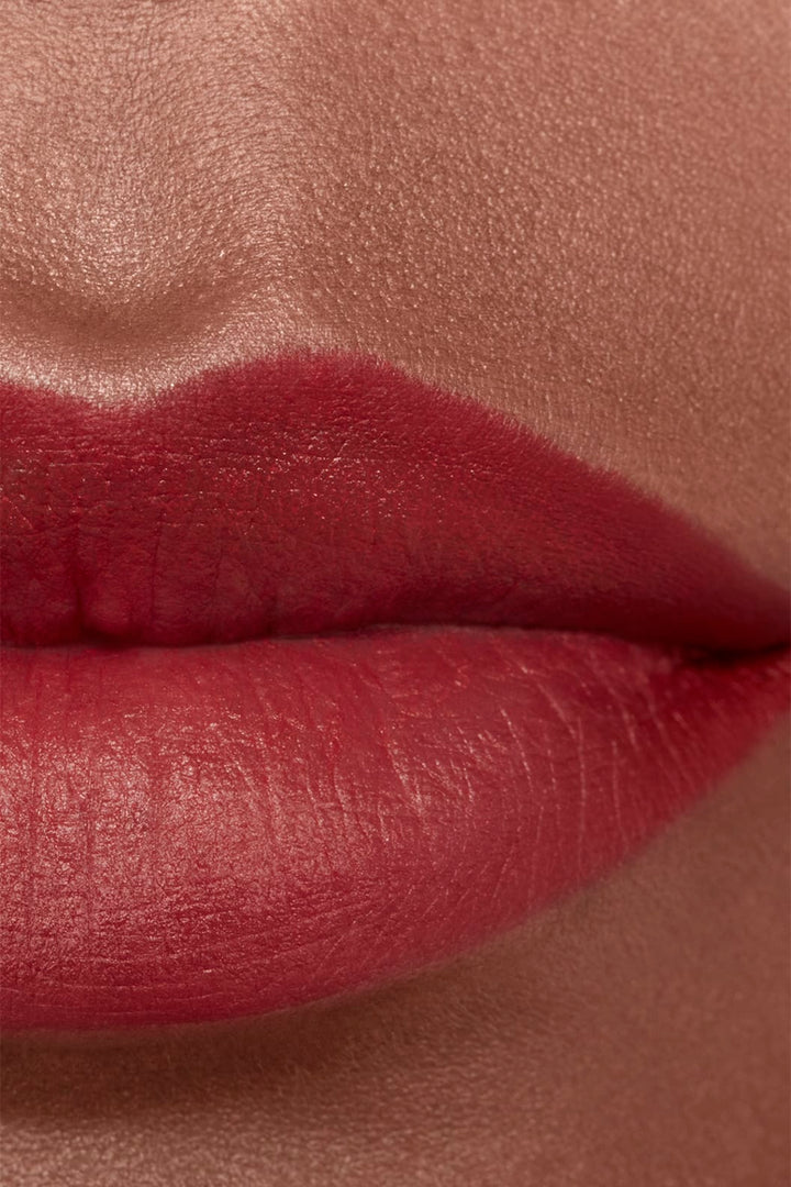 Son CHANEL Rouge Allure Velvet Lip Colour 