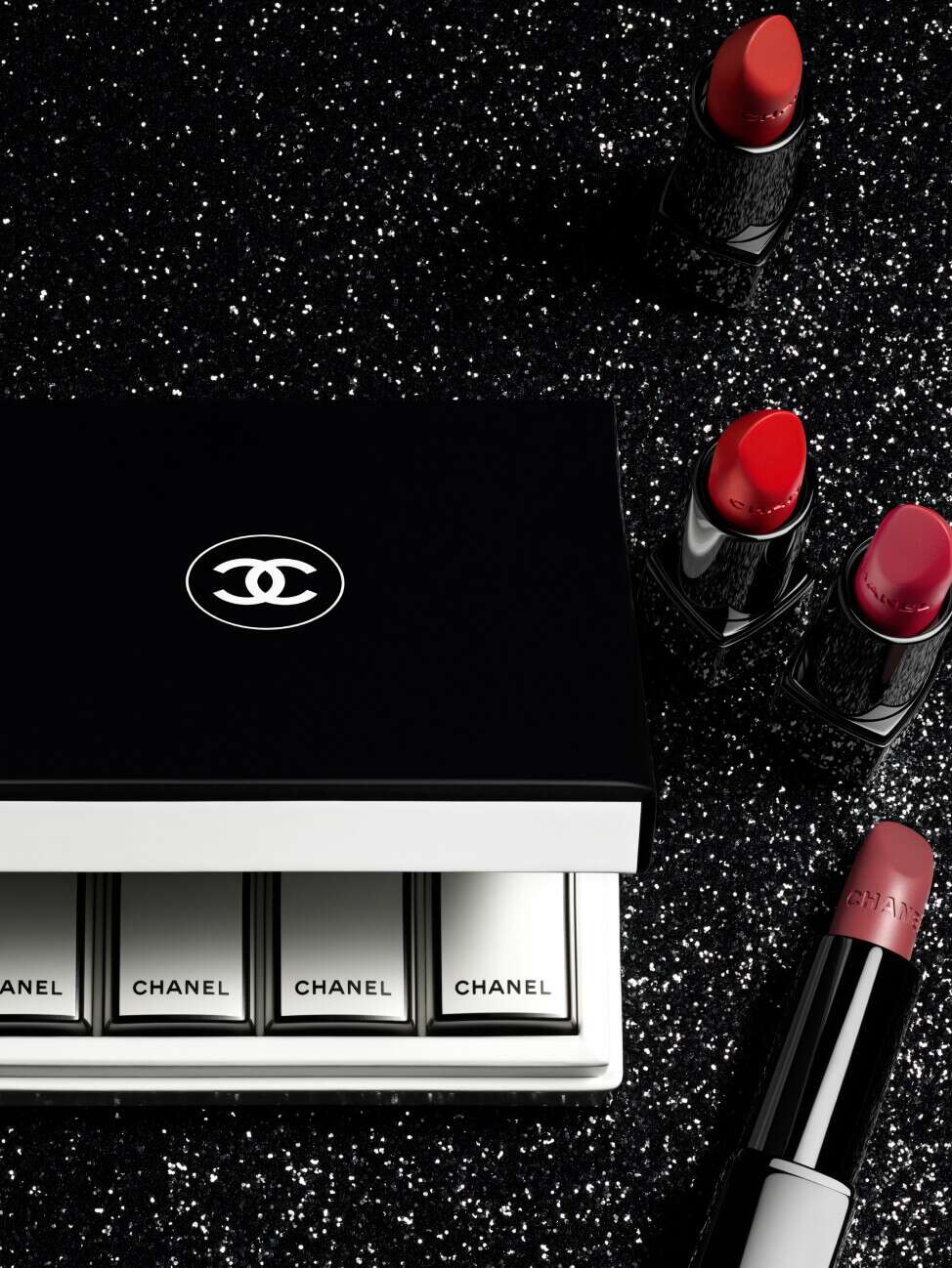 Son CHANEL Rouge Allure Velvet Nuit Blanche #00:00 A Sienna Red