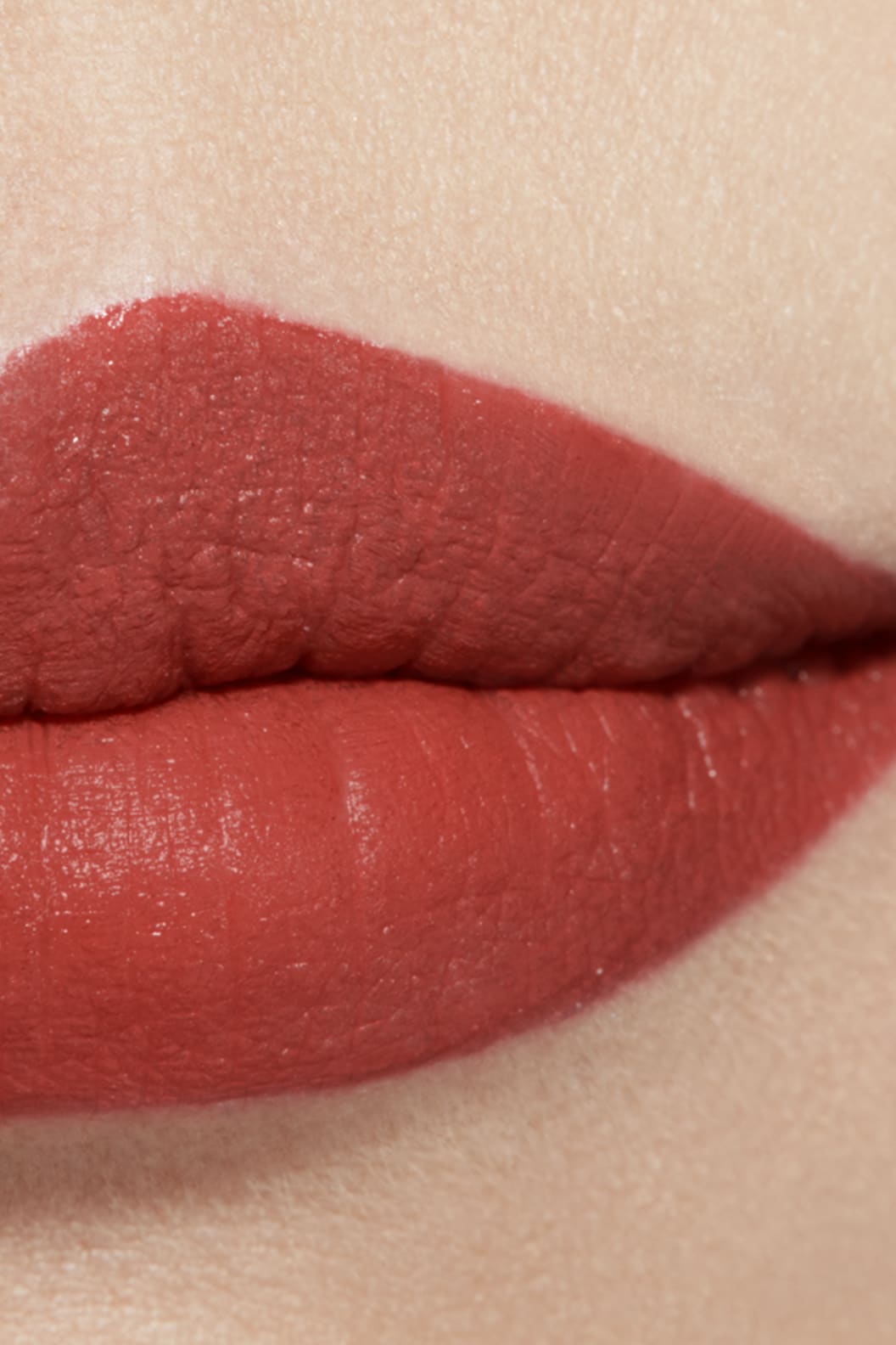Son CHANEL Rouge Allure Velvet Nuit Blanche #01:00 A Brick Orange - Kallos Vietnam