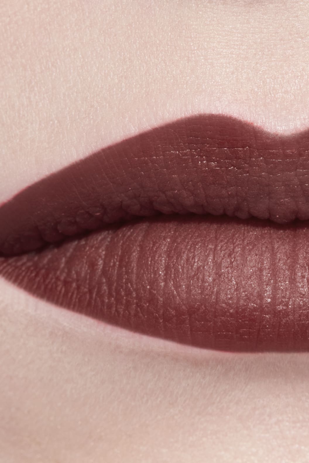 Son CHANEL Rouge Allure Velvet Nuit Blanche #04:00 A Warm Brown - Kallos Vietnam