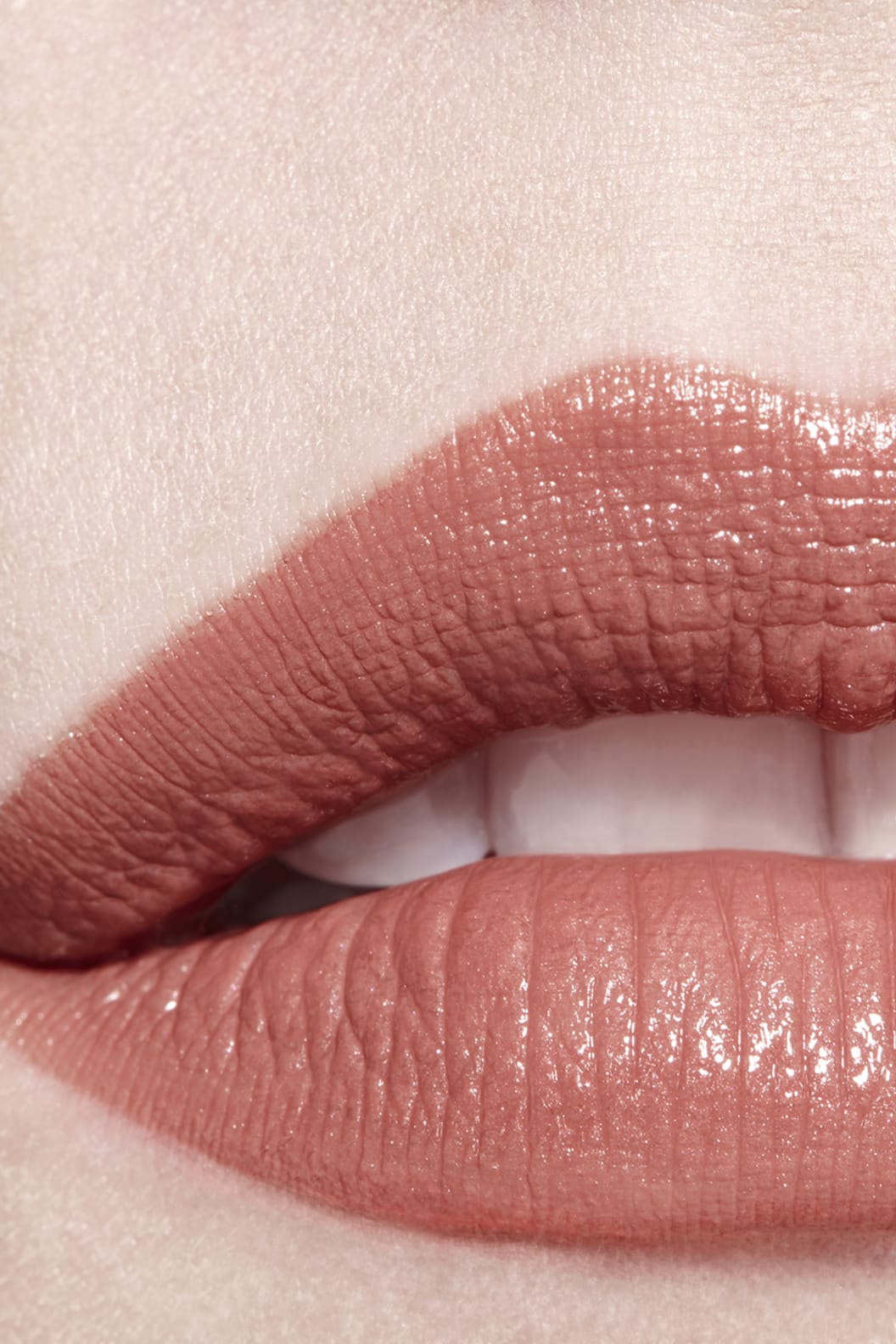 Son CHANEL Rouge Coco #402 Adrienne - Apricot Nude - Kallos Vietnam