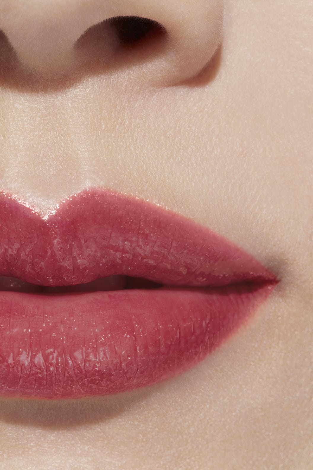 Son CHANEL Rouge Coco Baume #940 Cocoon - Deep Brownish Pink - Kallos Vietnam