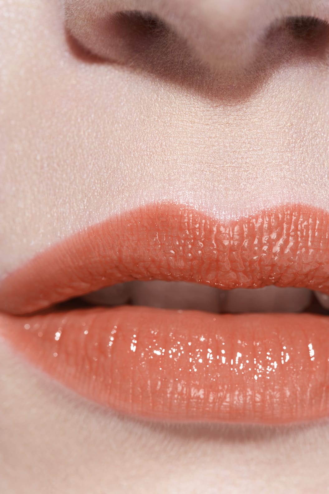 Son CHANEL Rouge Coco Baume Shine #754 Tender Peach - Kallos Vietnam