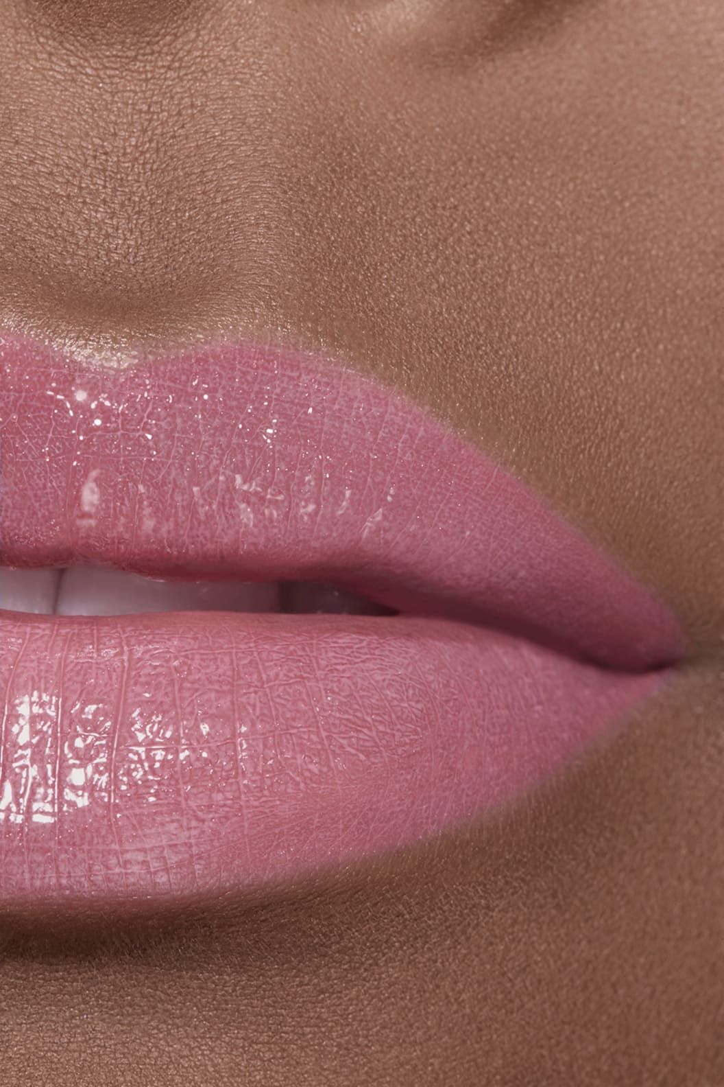 Son CHANEL Rouge Coco Baume Shine #758 Blushing Pink - Kallos Vietnam