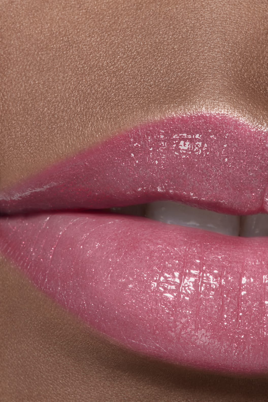 Son CHANEL Rouge Coco Baume Shine #762 Raspberry Kiss - Kallos Vietnam