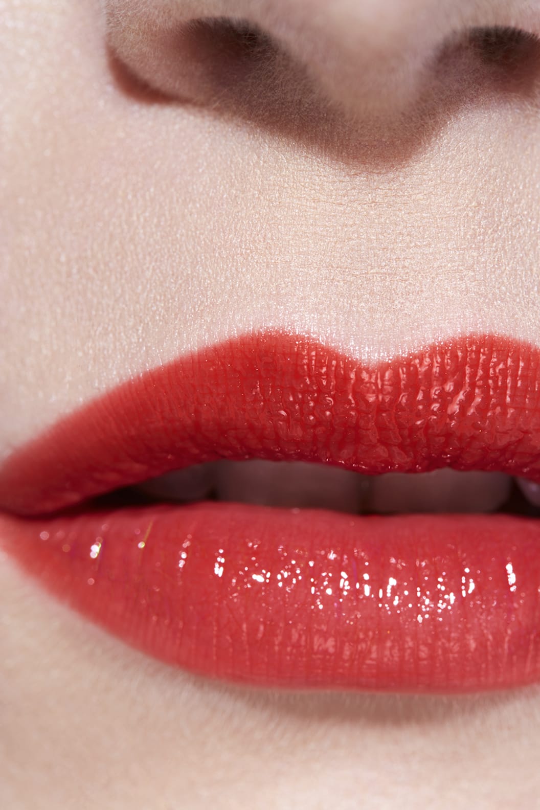 Son CHANEL Rouge Coco Flash #124 Vibrant - Coral Red-Kallos