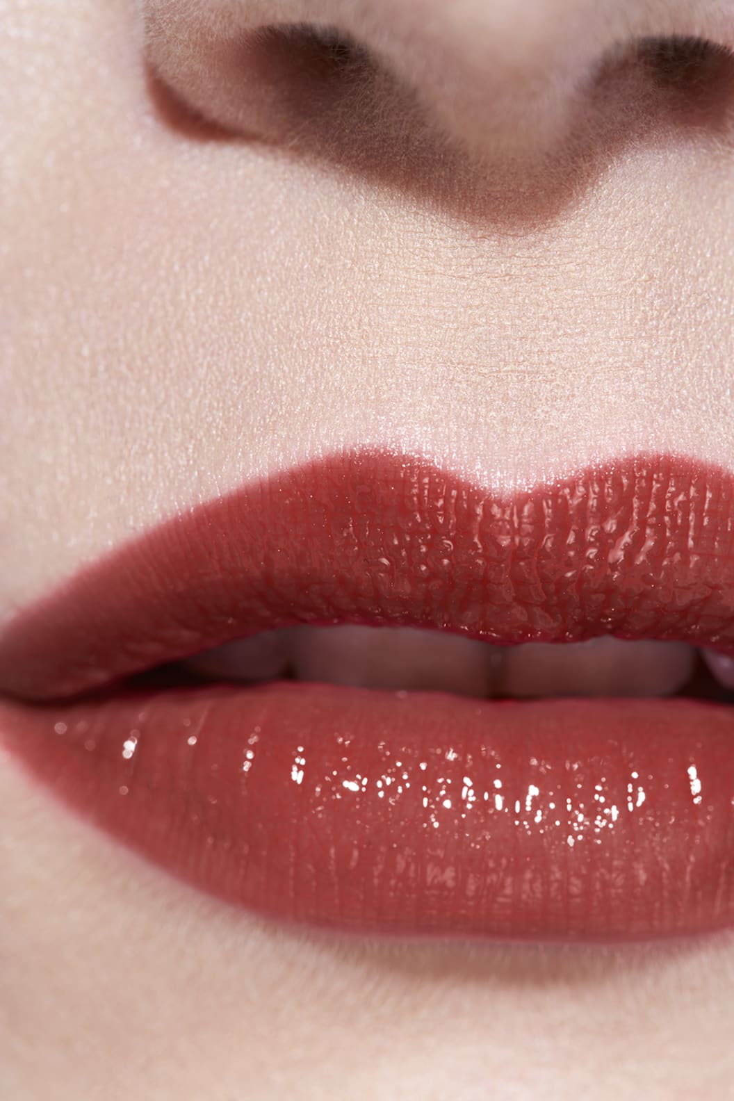 Son CHANEL Rouge Coco Flash #176 Escapade - Sienna Red-Kallos