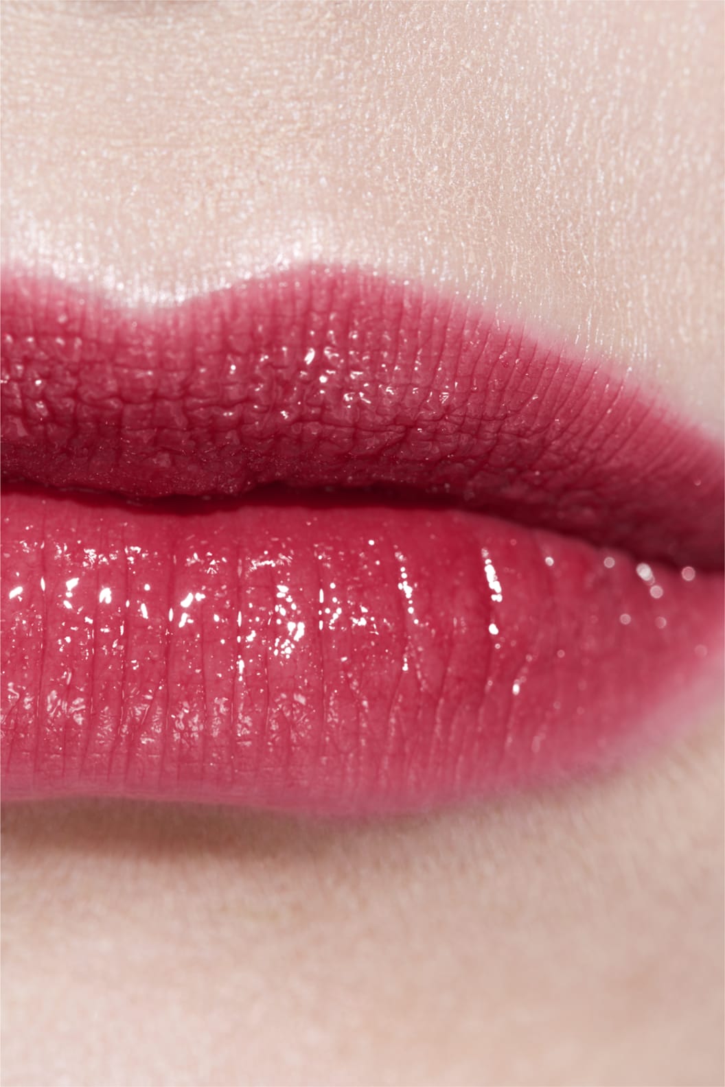 Son CHANEL Rouge Coco Flash Lip Colour #Emotion - Kallos Vietnam