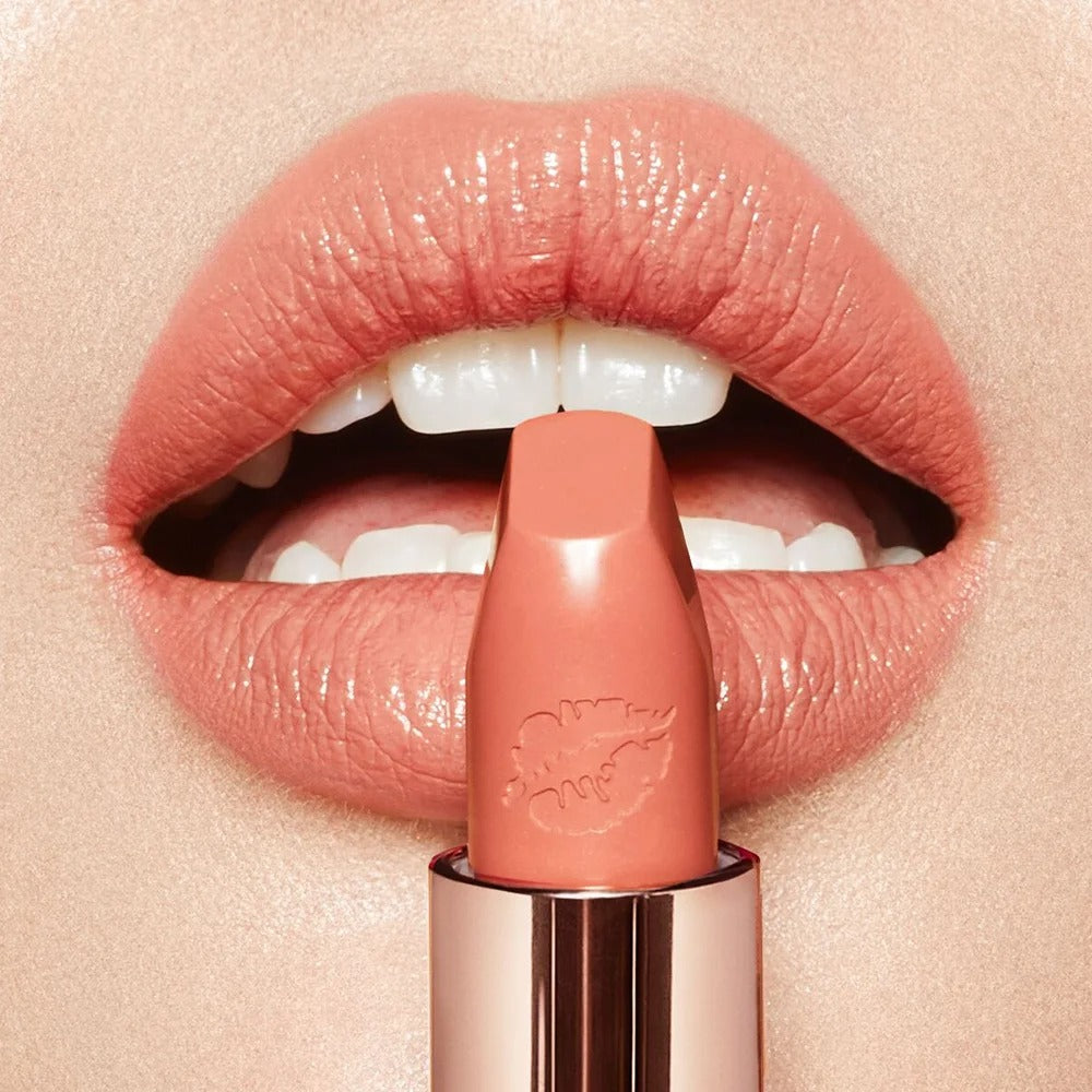 Son Charlotte Tilbury Hot Lips 2 #Angel Alessandra-Kallos