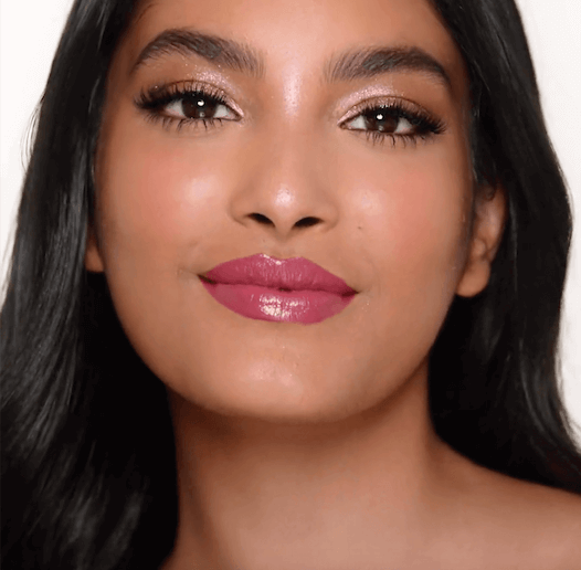 Son Charlotte Tilbury Kissing Lipstick #Rose To Fame
