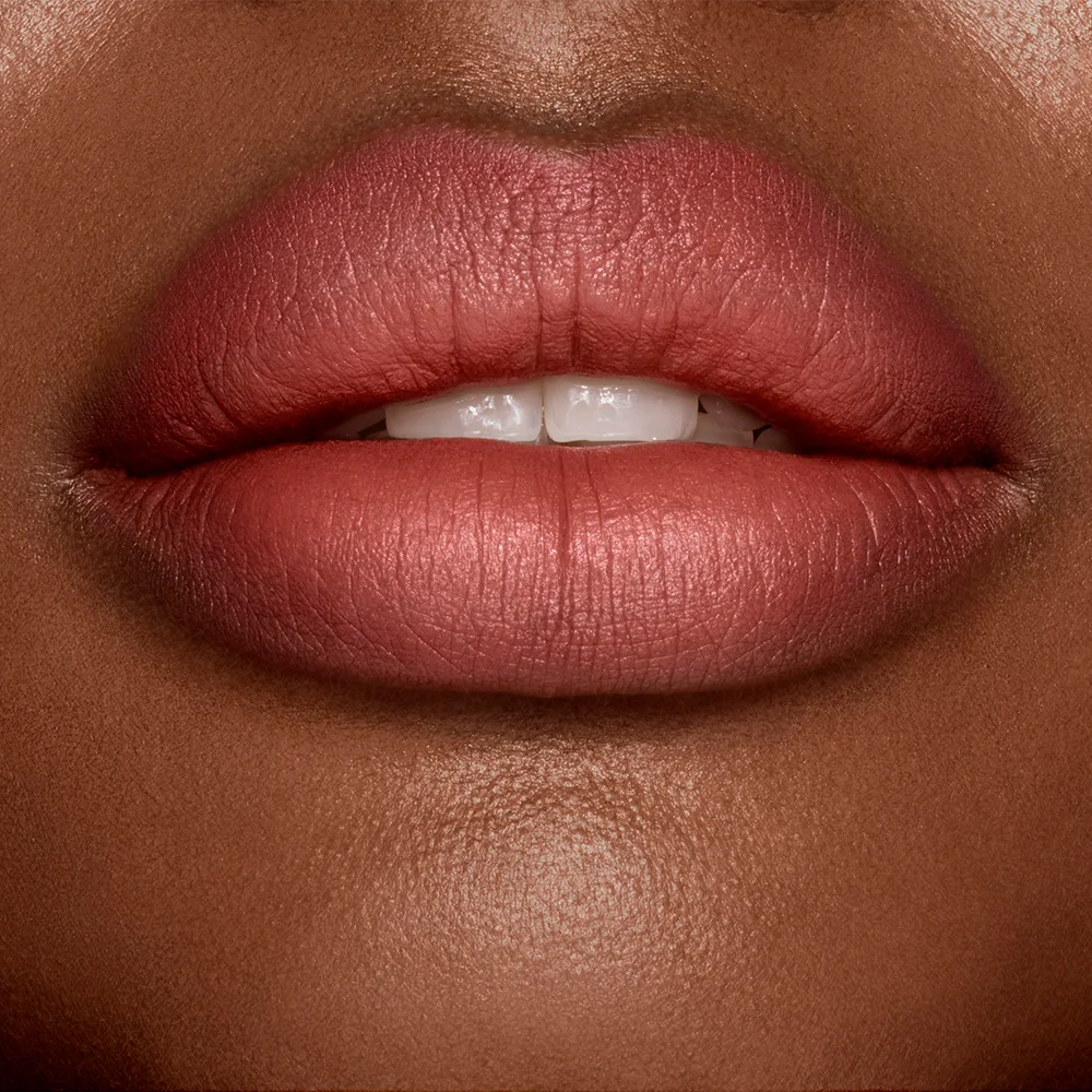 Son Charlotte Tilbury Look Of Love Lipstick #Mrs Kisses