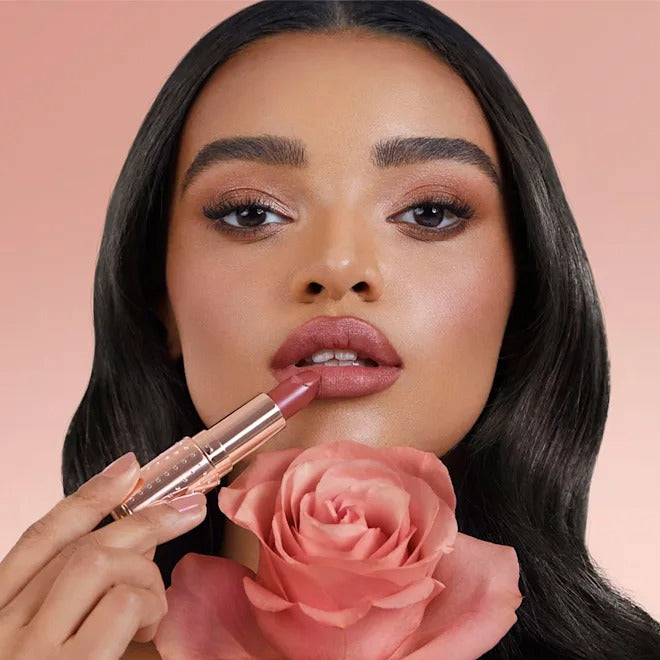 Son Charlotte Tilbury Look Of Love Lipstick #Mrs Kisses