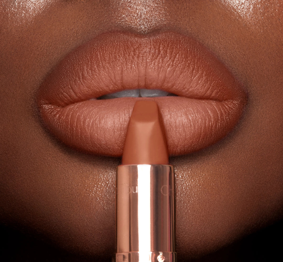Son Charlotte Tilbury Matte Revolution #Catwalking
