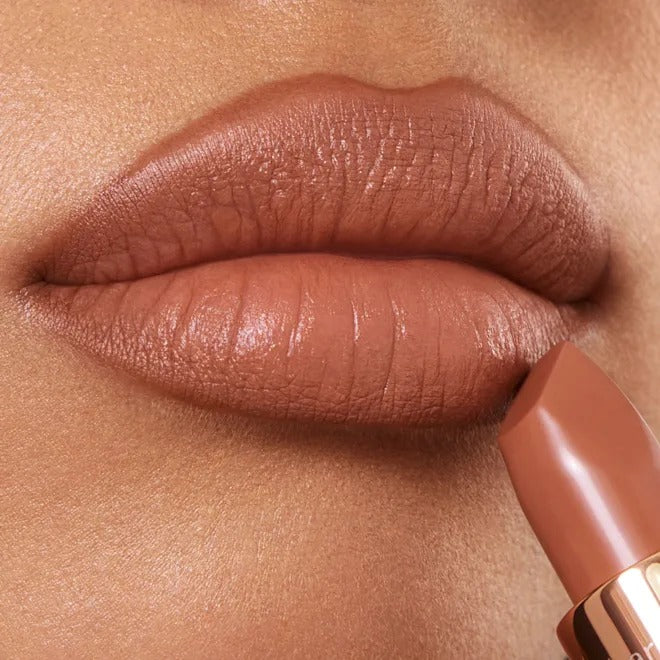 Son Charlotte Tilbury Matte Revolution #Catwalking