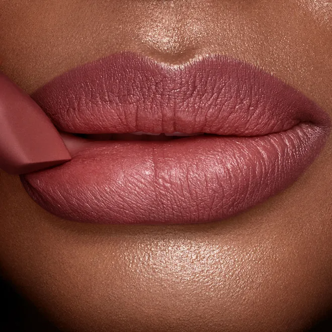 Son Charlotte Tilbury Matte Revolution #Pillow Talk Medium