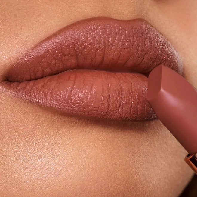 Son Charlotte Tilbury Matte Revolution #Super Fabulous