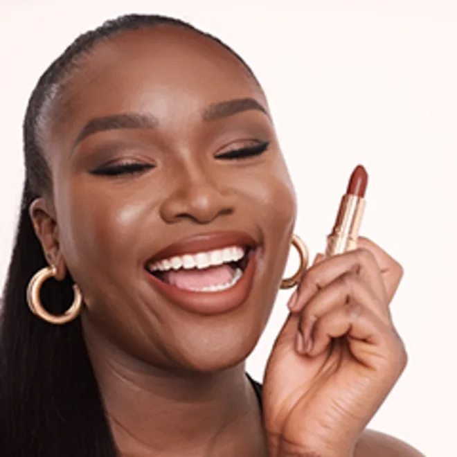 Son Charlotte Tilbury Matte Revolution #Super Fabulous-Kallos