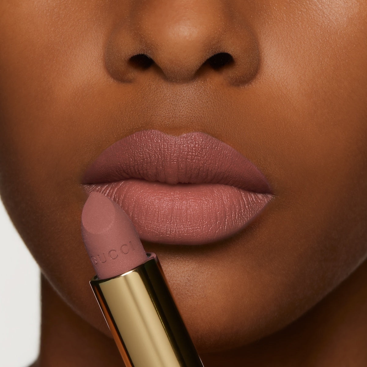 Son GUCCI Rouge à Lèvres Mat Lipstick #128 Amanda Dask-Kallos