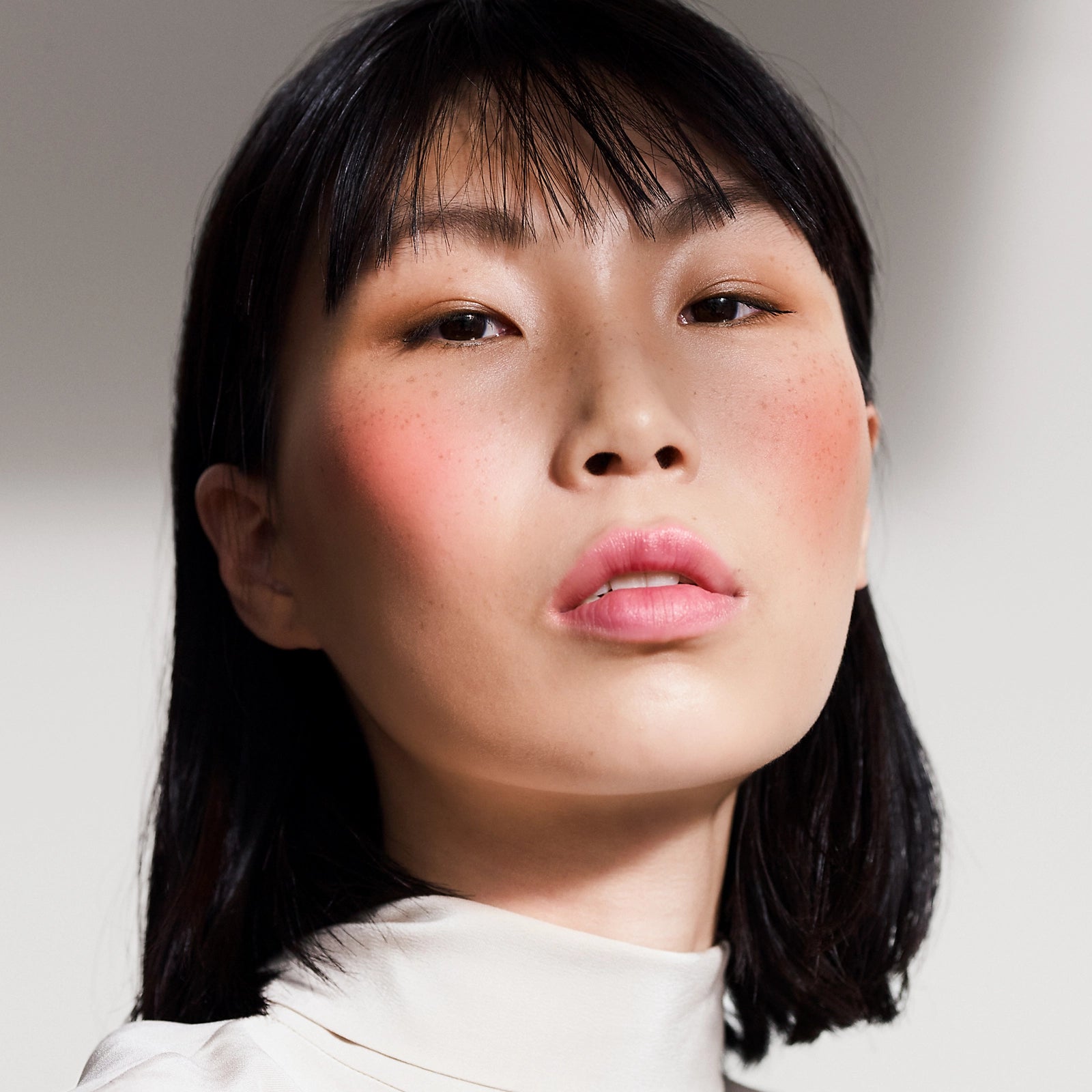 Son HERMÈS Rose Hermès Rosy Lip Matte Enhancer #14 Rose Abricoté - Kallos Vietnam
