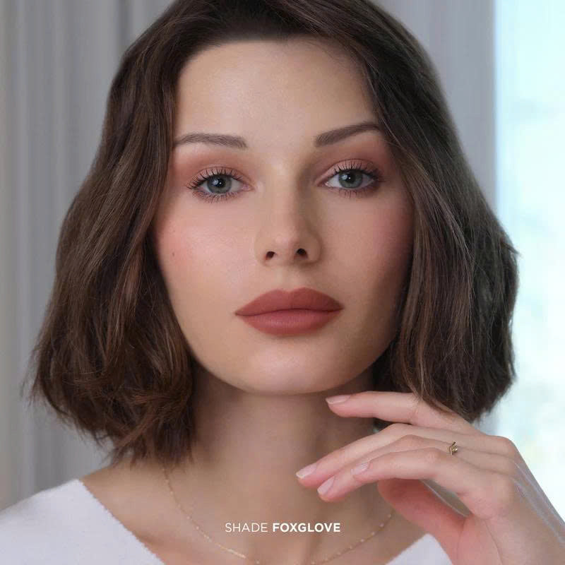 Son HOURGLASS Unlocked Soft Matte Lipstick #356 Foxglove-Kallos
