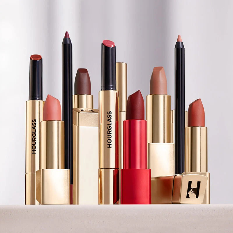 Son HOURGLASS Unlocked Soft Matte Lipstick #Red 0