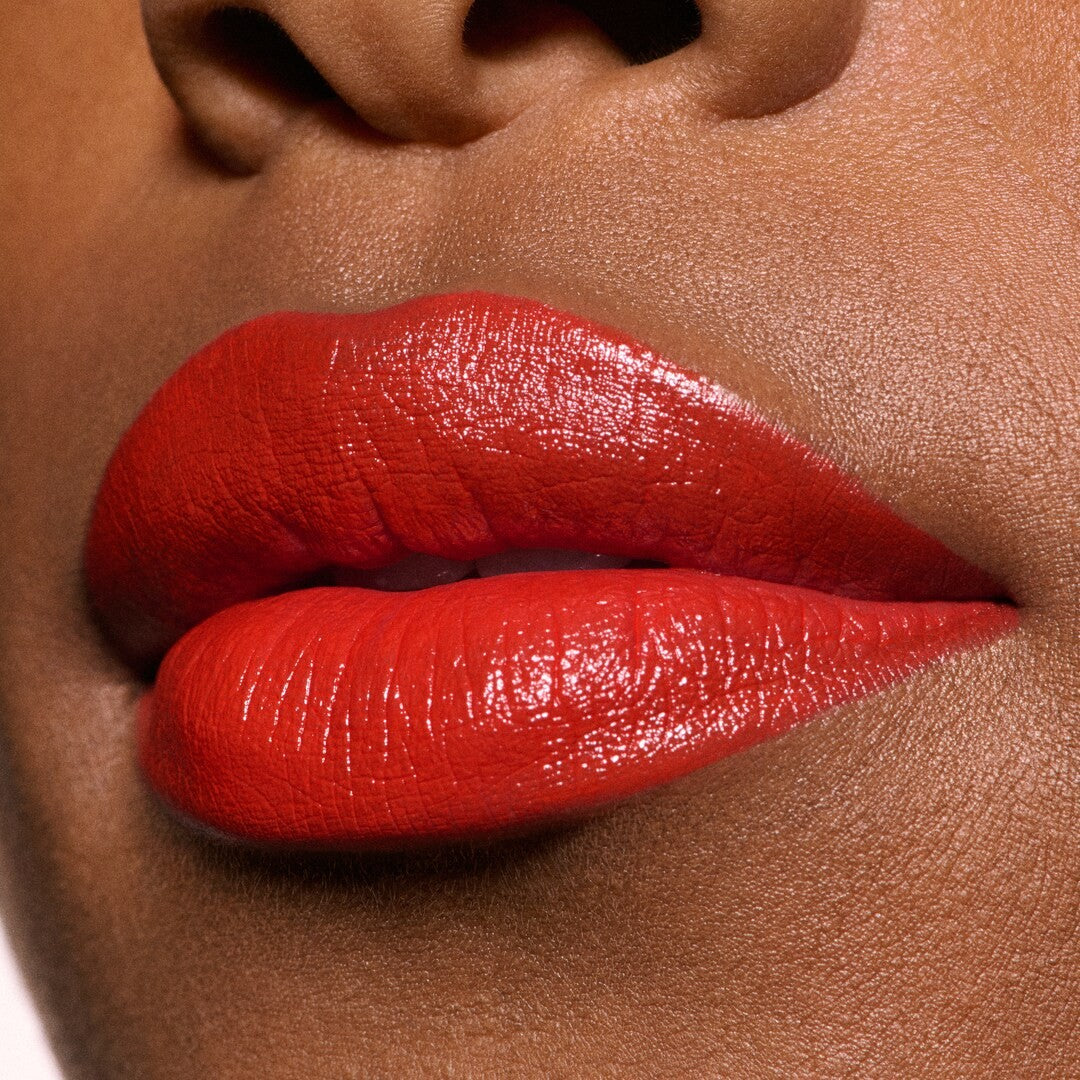 Son MAC Macximal Sleek Satin Lipstick #Unexpected Red