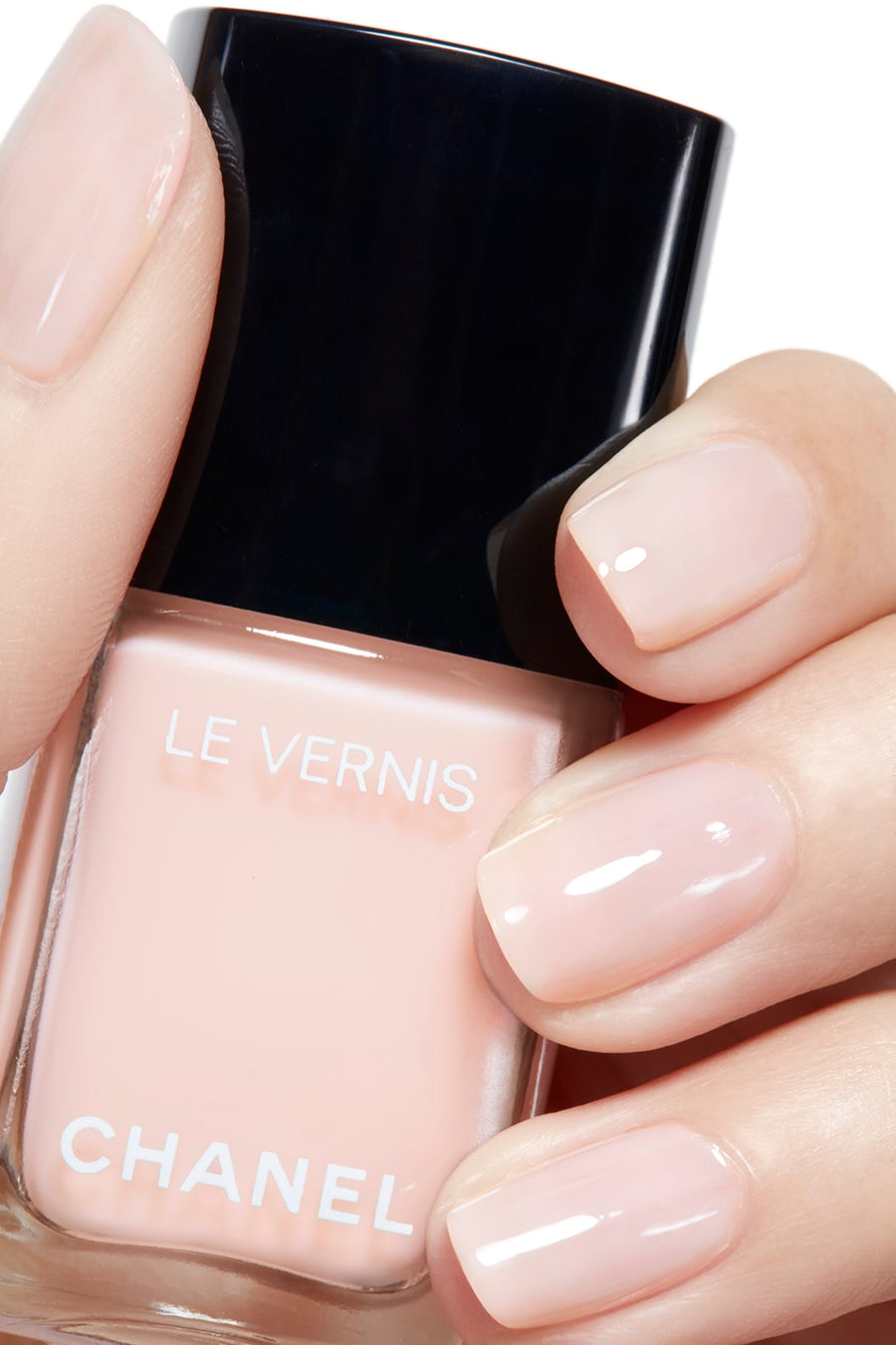 Sơn Móng Tay CHANEL Le Vernis #111 Ballerina - A Light Pink - Kallos Vietnam