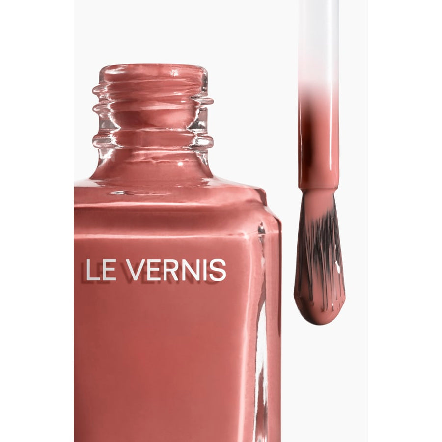 Sơn Móng Tay CHANEL Le Vernis #117 Passe Muraille - A Brownish Rosewood - Kallos Vietnam