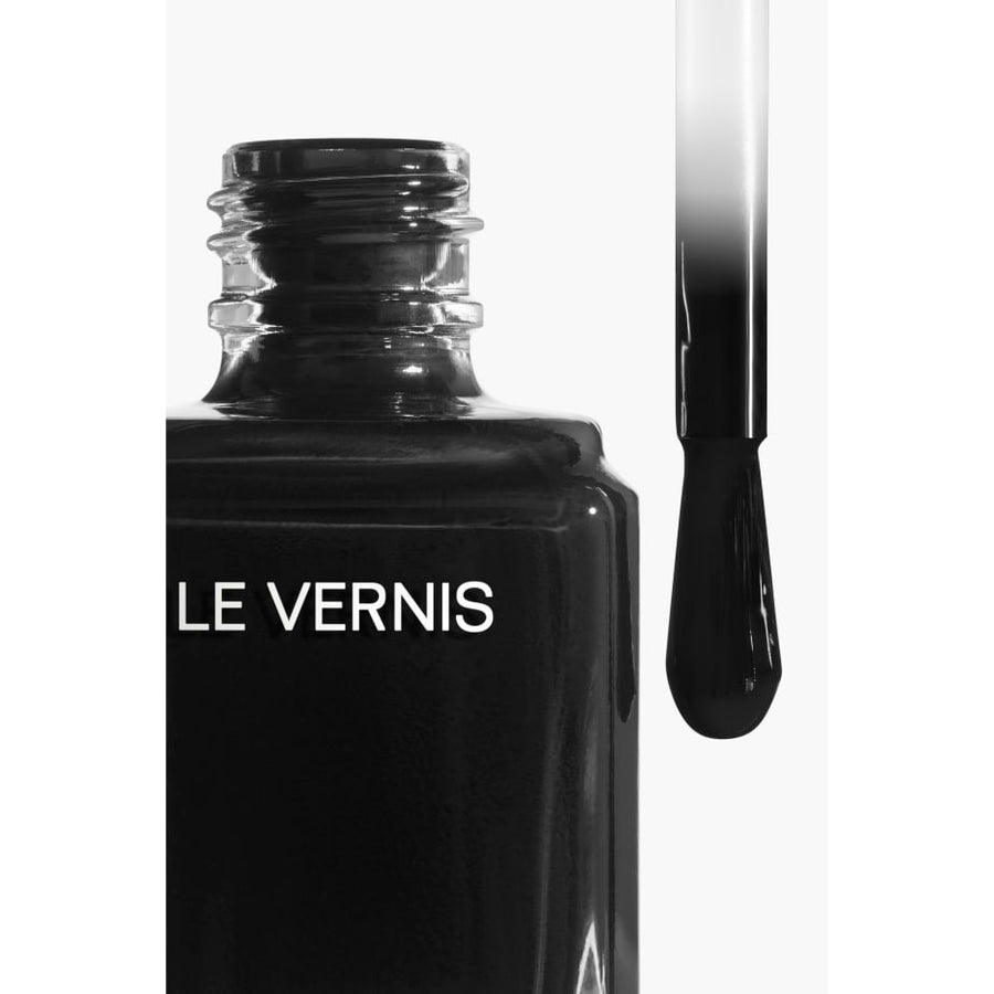 Sơn Móng Tay CHANEL Le Vernis #161 Le Diable En Chanel - A Black - Kallos Vietnam