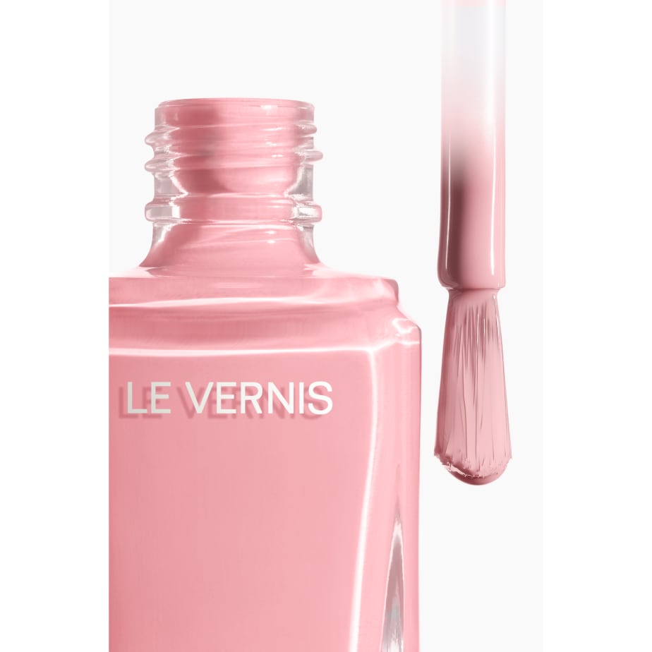 Sơn Móng Tay CHANEL Le Vernis #175 Skieuse - A Frosted Pink - Kallos Vietnam