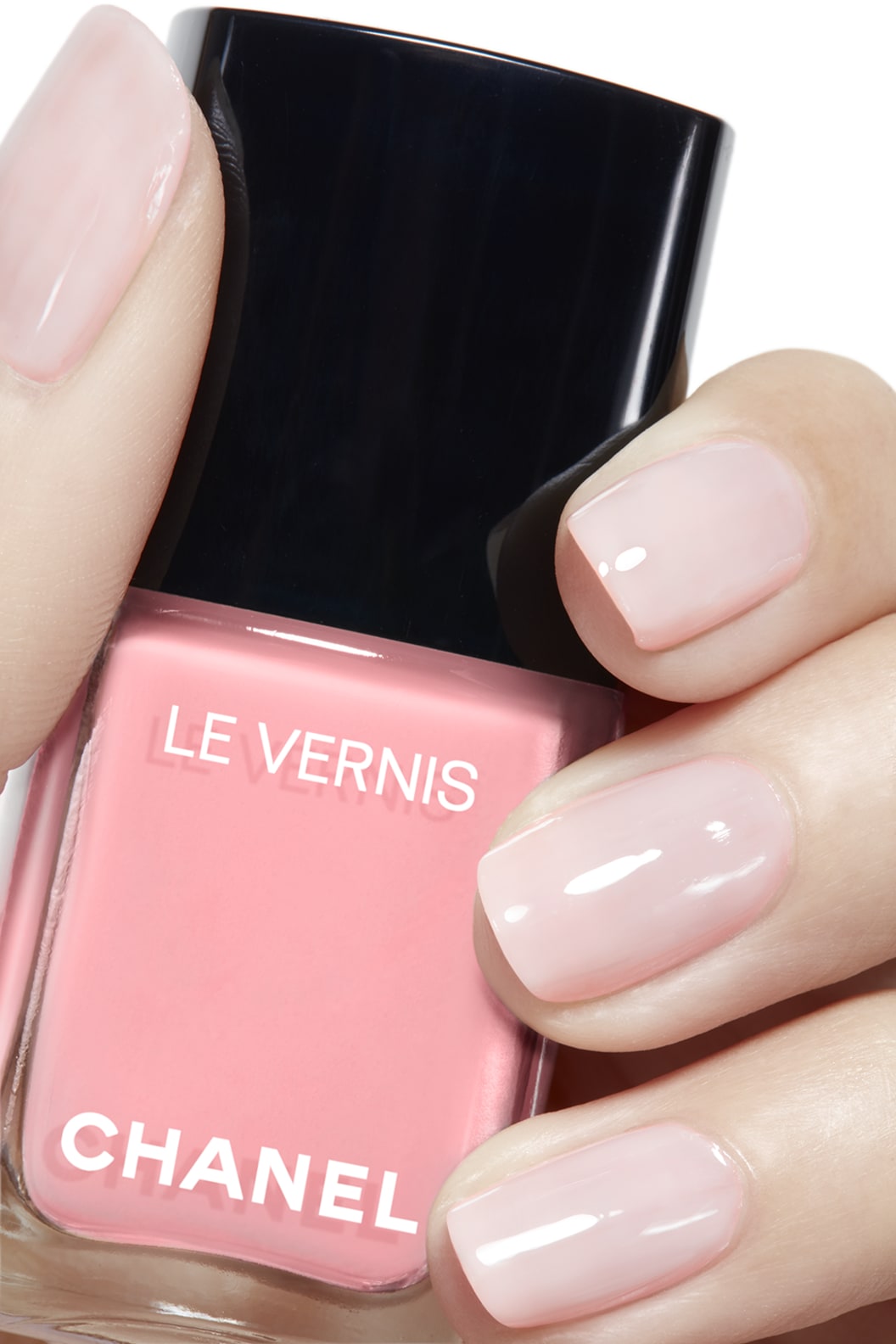 Sơn Móng Tay CHANEL Le Vernis #175 Skieuse - A Frosted Pink