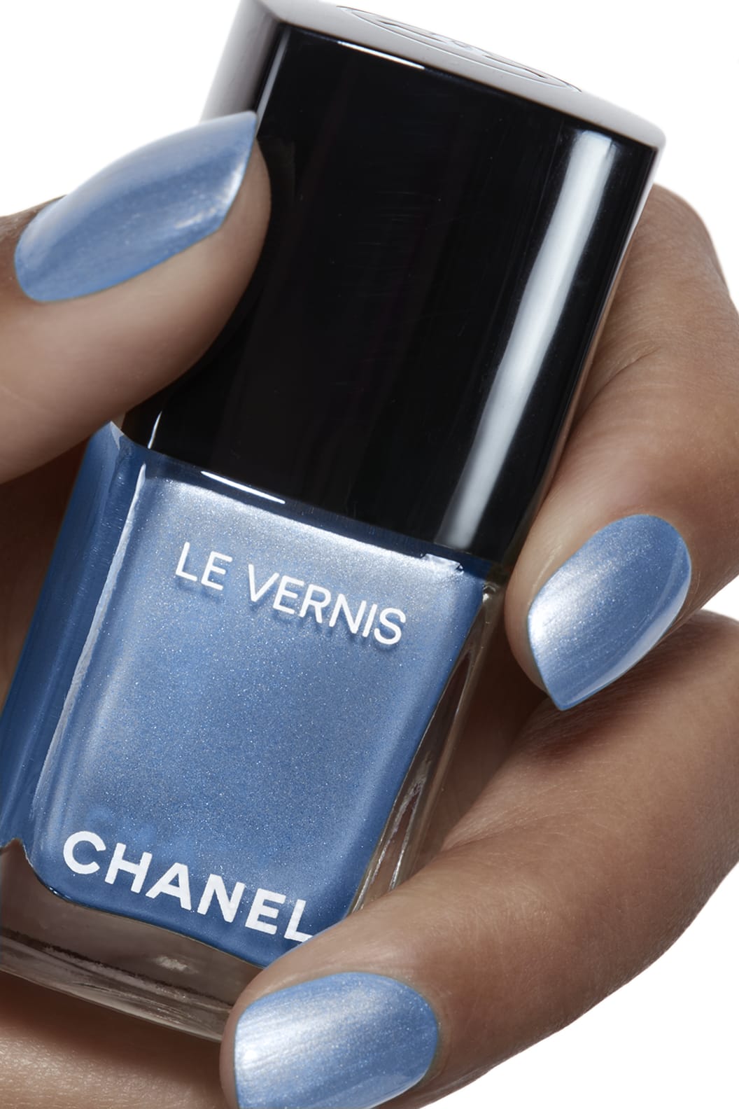Sơn Móng Tay CHANEL Le Vernis #179 Lagune - A Metallic Sky Blue - Kallos Vietnam