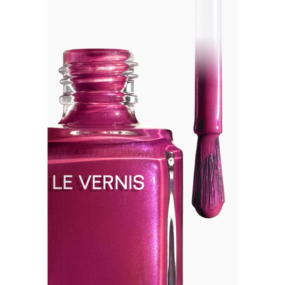 Sơn Móng Tay CHANEL Le Vernis #191 Charmer - Metallic Pink - Kallos Vietnam
