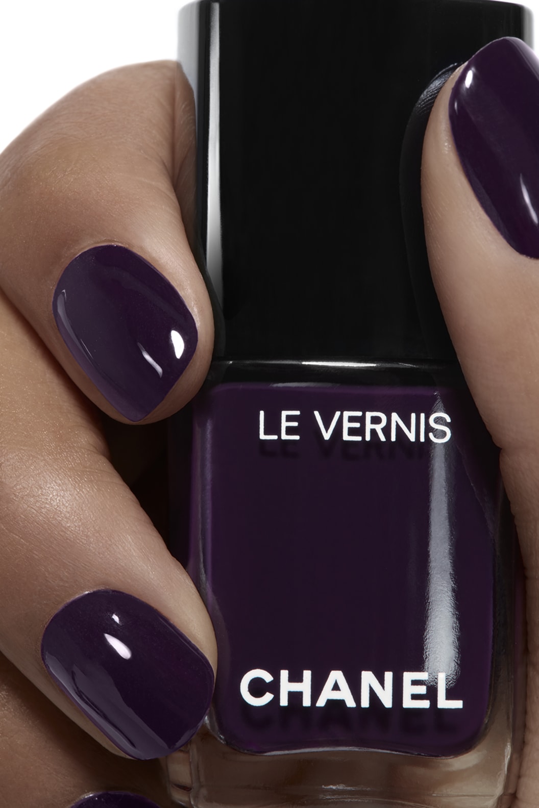 Sơn Móng Tay CHANEL Le Vernis #193 Storyteller - Deep Black-Purple