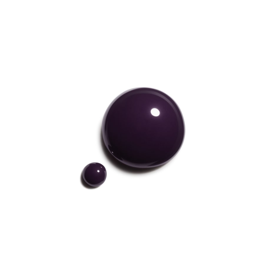 Sơn Móng Tay CHANEL Le Vernis #193 Storyteller - Deep Black-Purple - Kallos Vietnam
