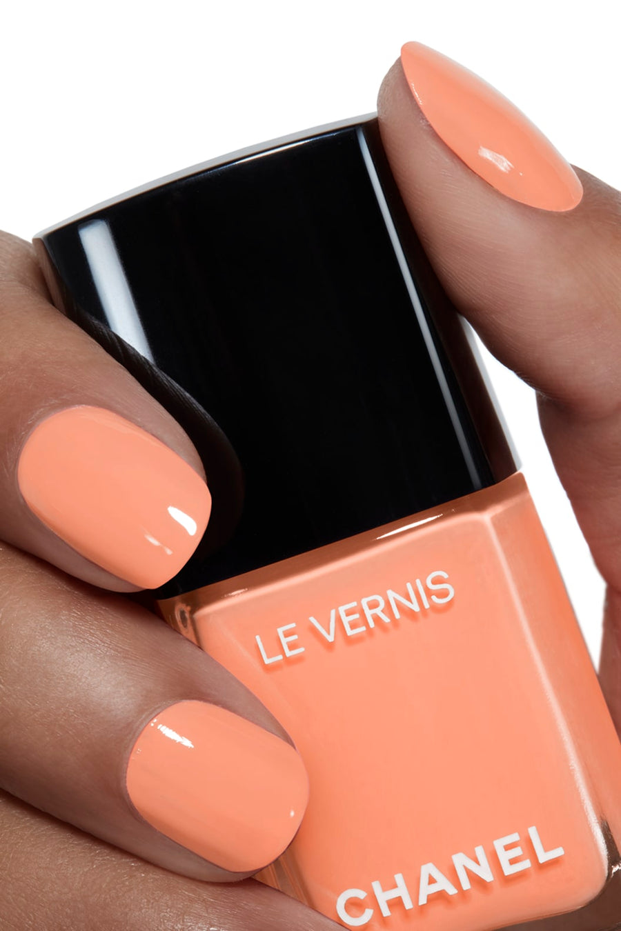 Sơn Móng Tay CHANEL Le Vernis #195 Poète - A Soft Peach