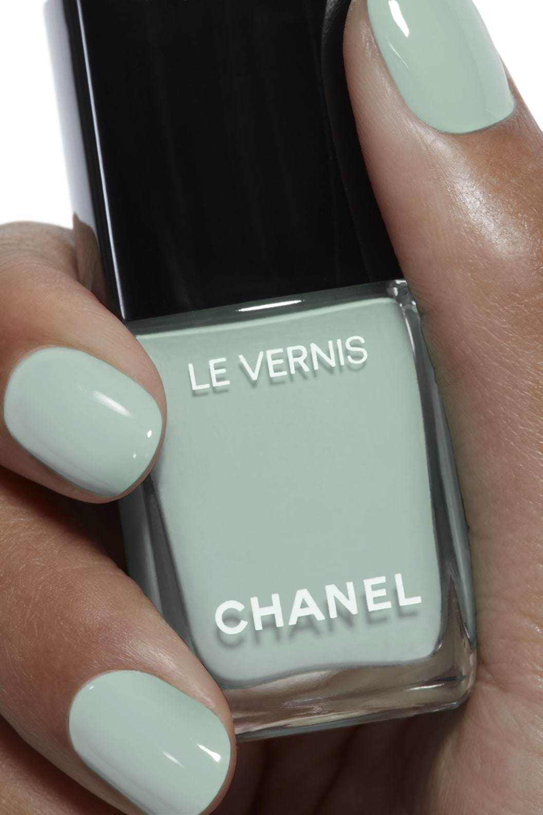 Sơn Móng Tay CHANEL Le Vernis #197 Artiste - An Aqua Green