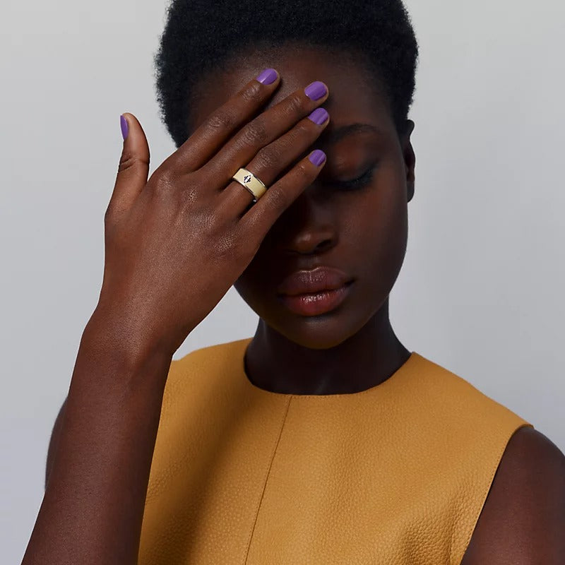 Sơn Móng Tay HERMÈS Les Mains Hermès Nail Polish #44 Iris Violetta