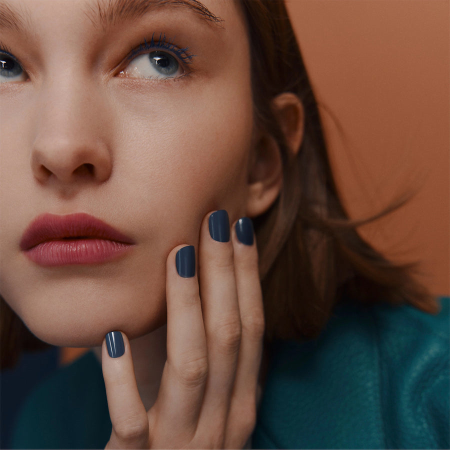 Sơn Móng Tay HERMÈS Les Mains Hermès Nail Polish LTD #81 Bleu Agate