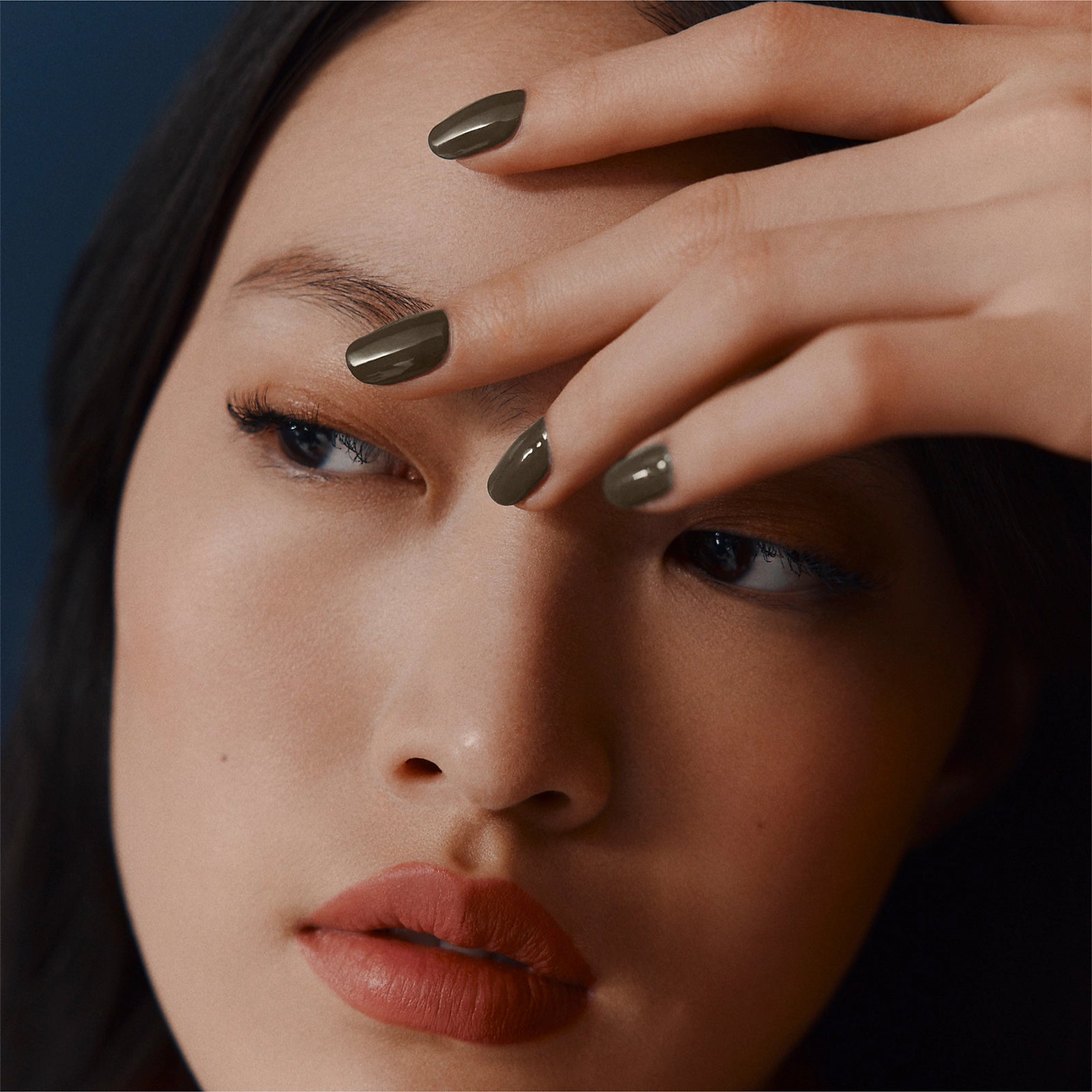 Sơn Móng Tay HERMÈS Les Mains Hermès Nail Polish LTD #83 Vert Bronze - Kallos Vietnam
