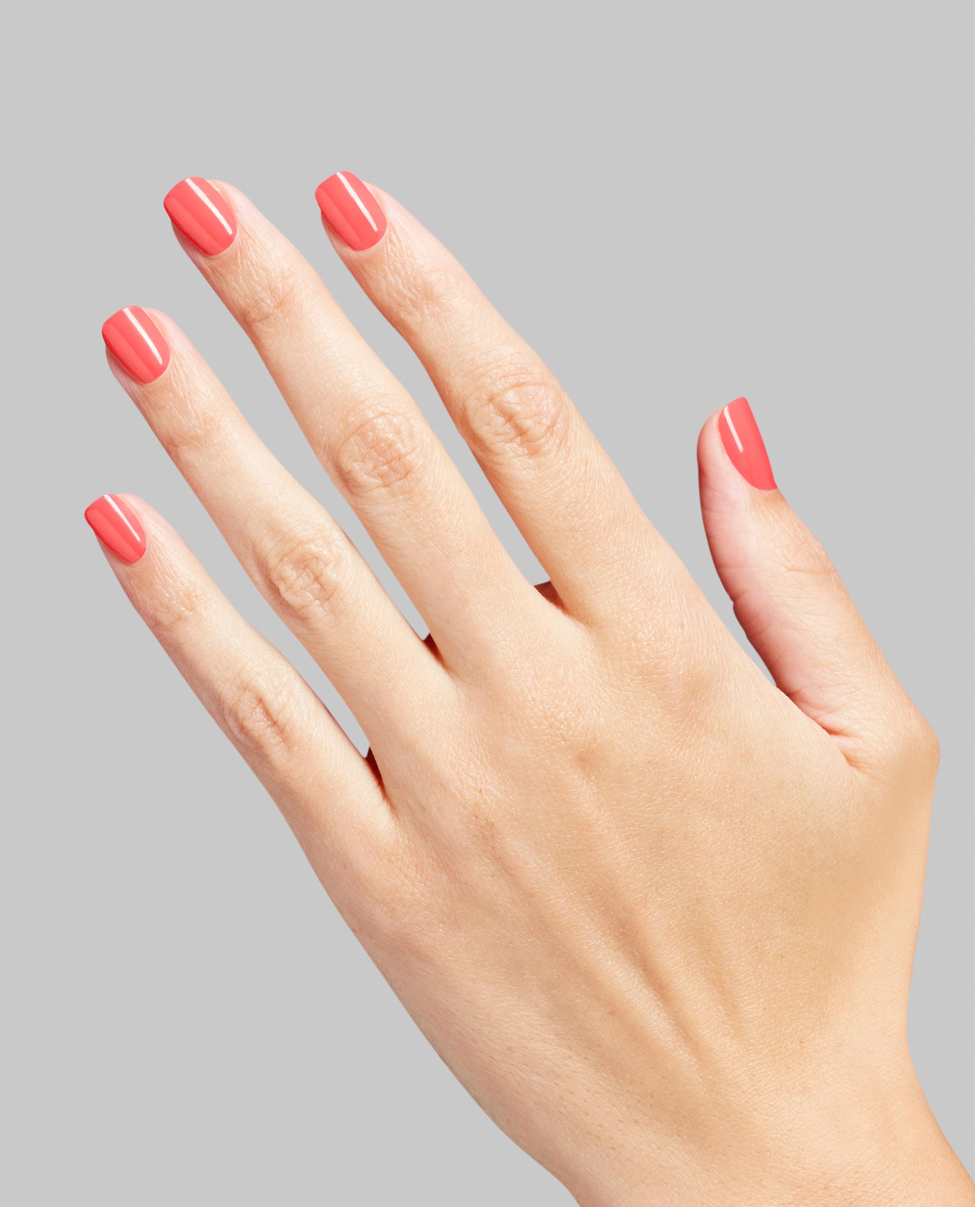 Sơn Móng Tay OPI Nail Lacquer Drive ‘Em Magenta-Kallos