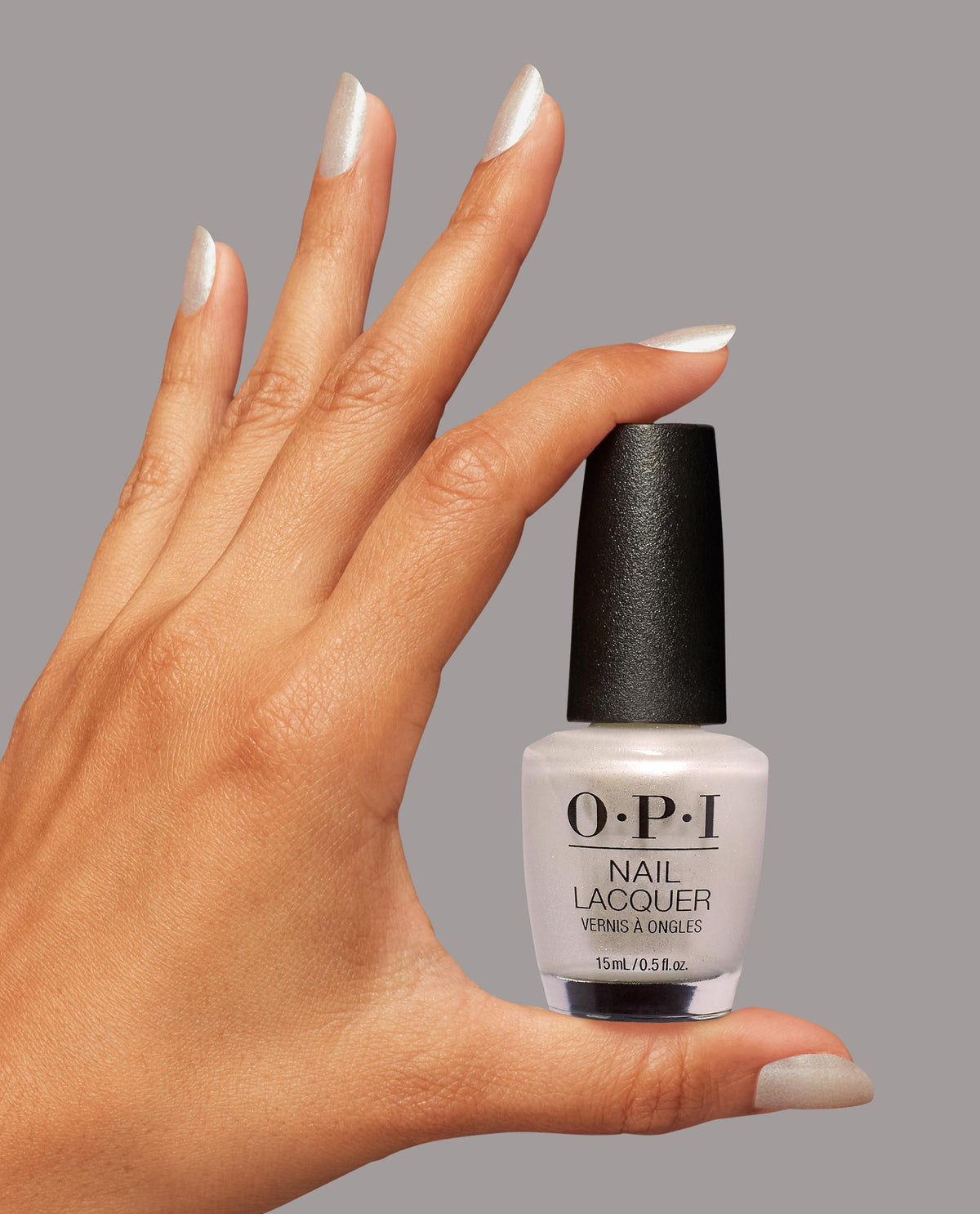 Sơn Móng Tay OPI Nail Lacquer Hands In The Clouds