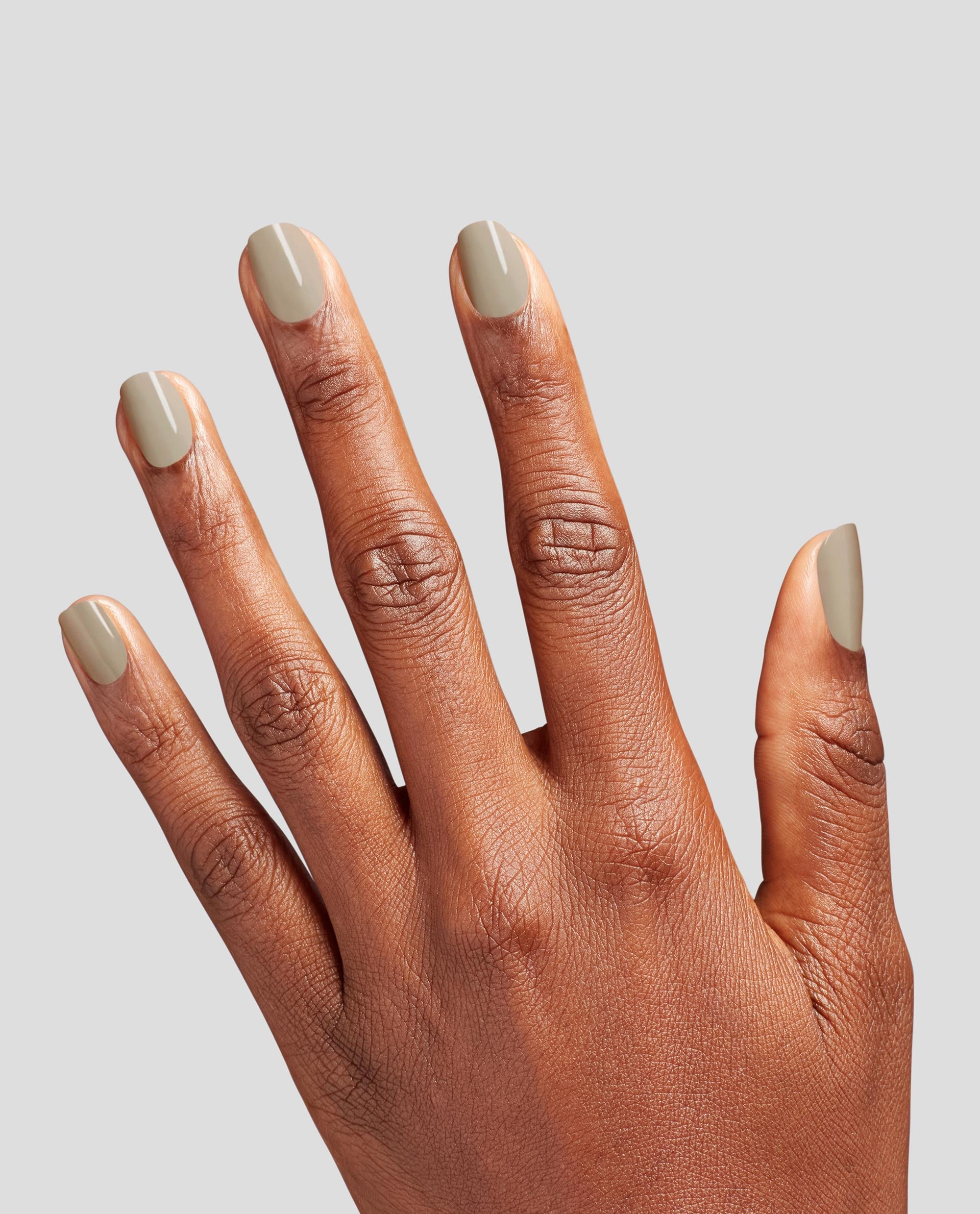 Sơn Móng Tay OPI Nail Lacquer Suzi’s Pager-Kallos