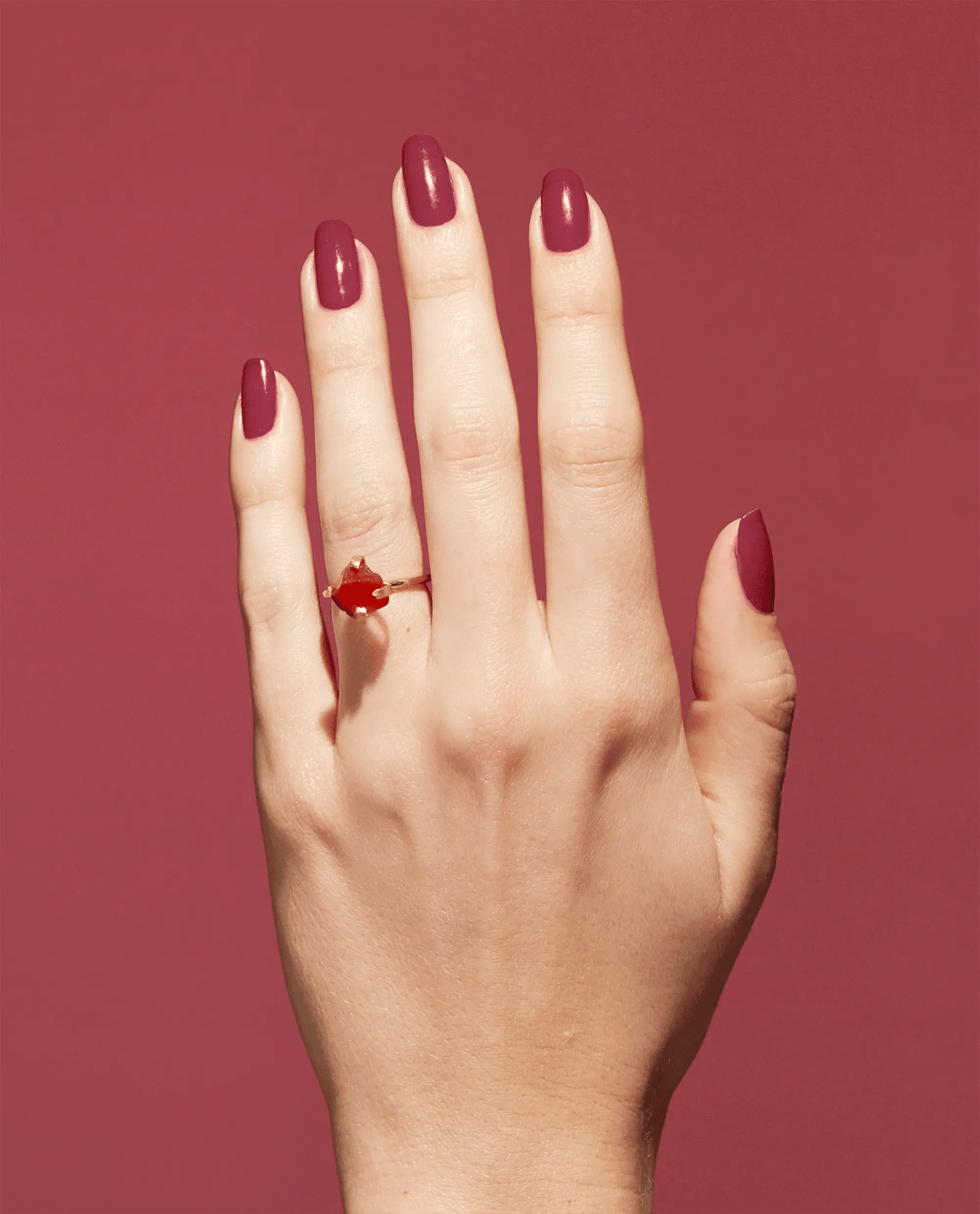 Sơn Móng Tay OPI Nature Strong Give a Garnet