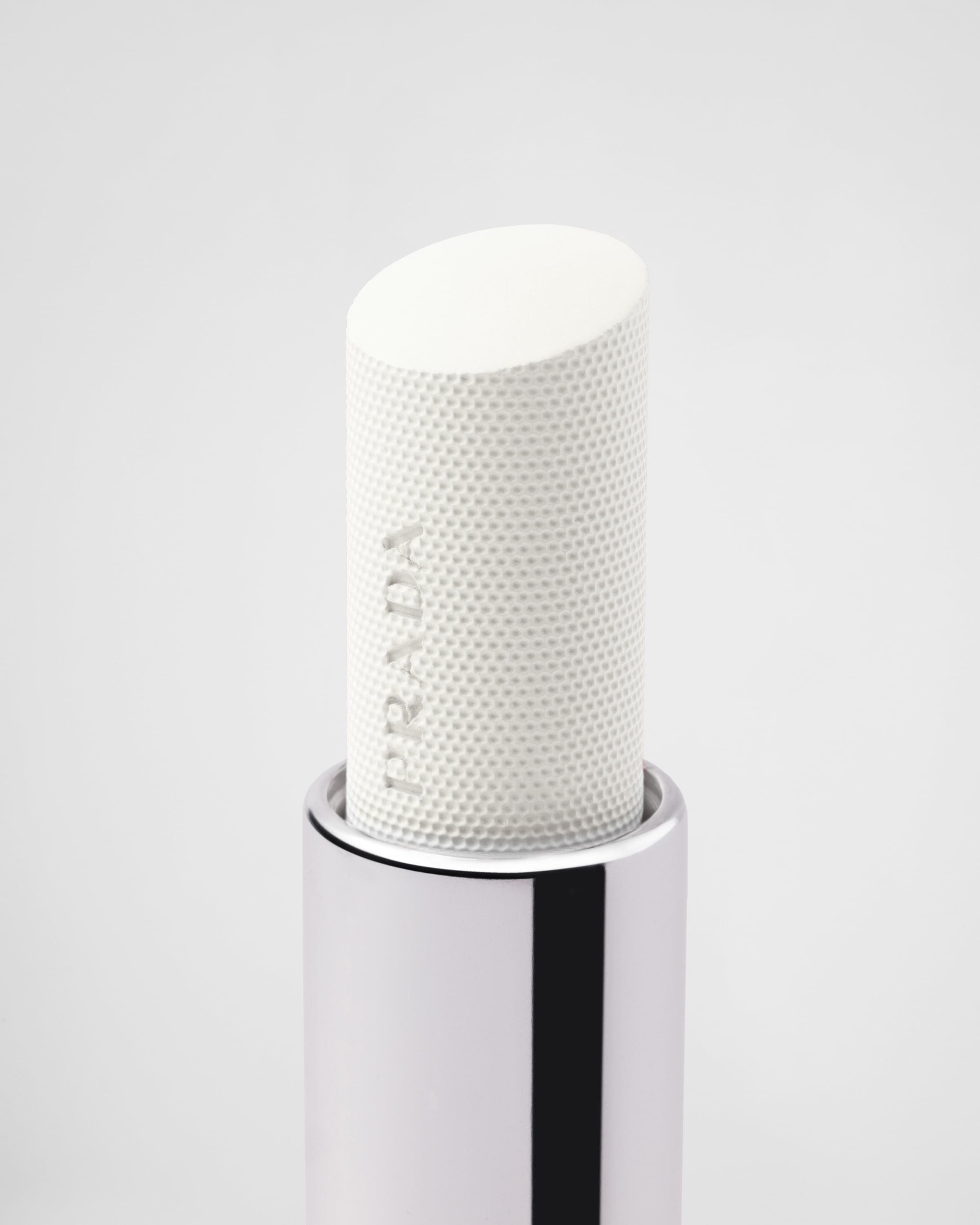 Son PRADA Light Glowing Lip Color #U014 White-Kallos