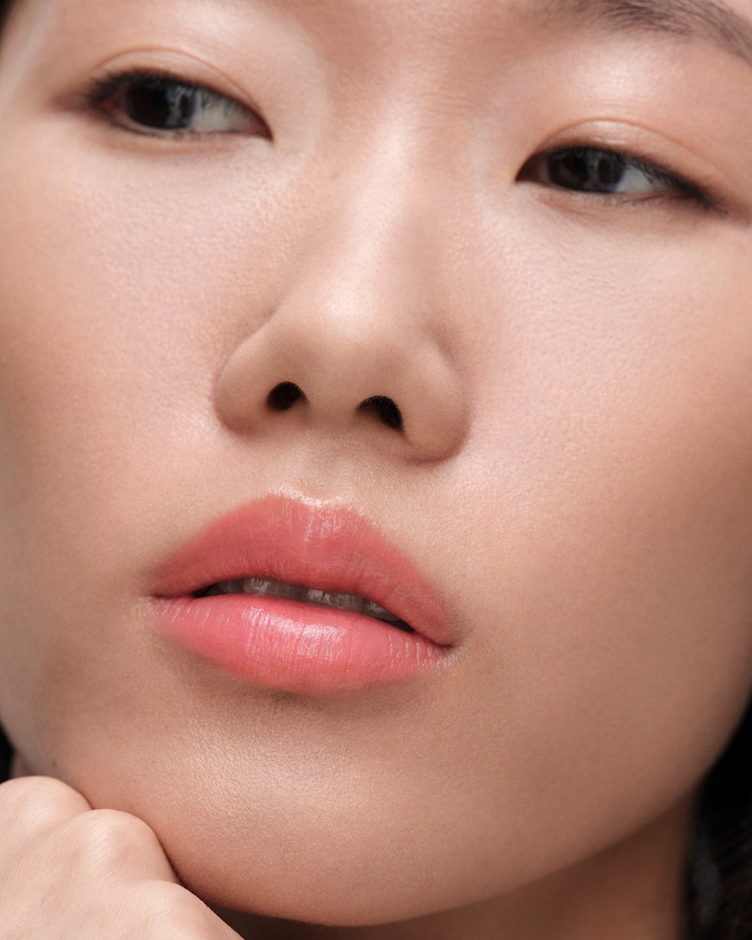 Son PRADA Light Glowing Lip Color #U018 Pink