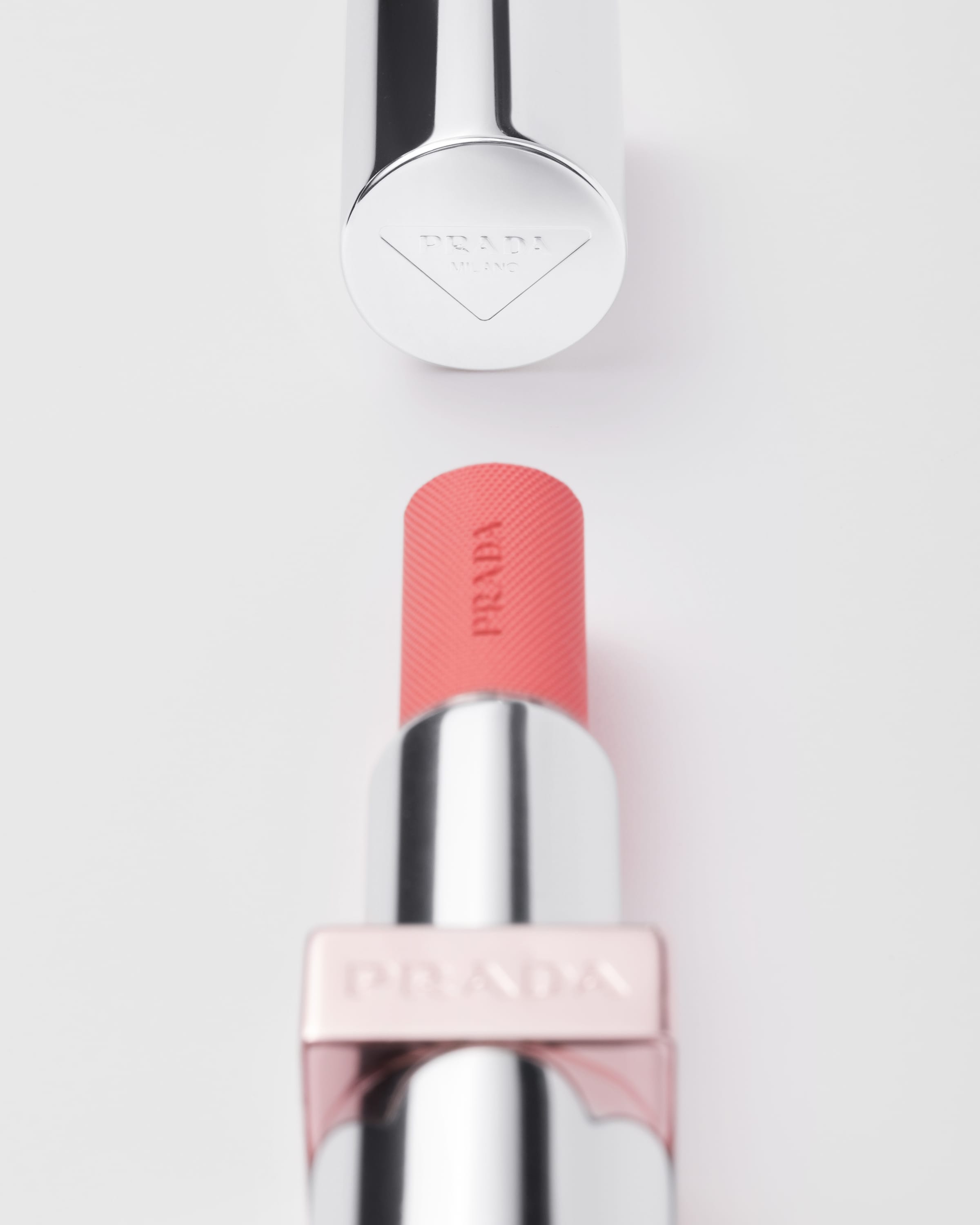 Son PRADA Light Glowing Lip Color #U018 Pink-Kallos